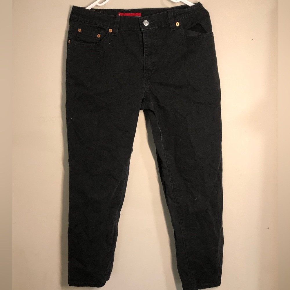 Women’s Black Levi’s 12 Pet M